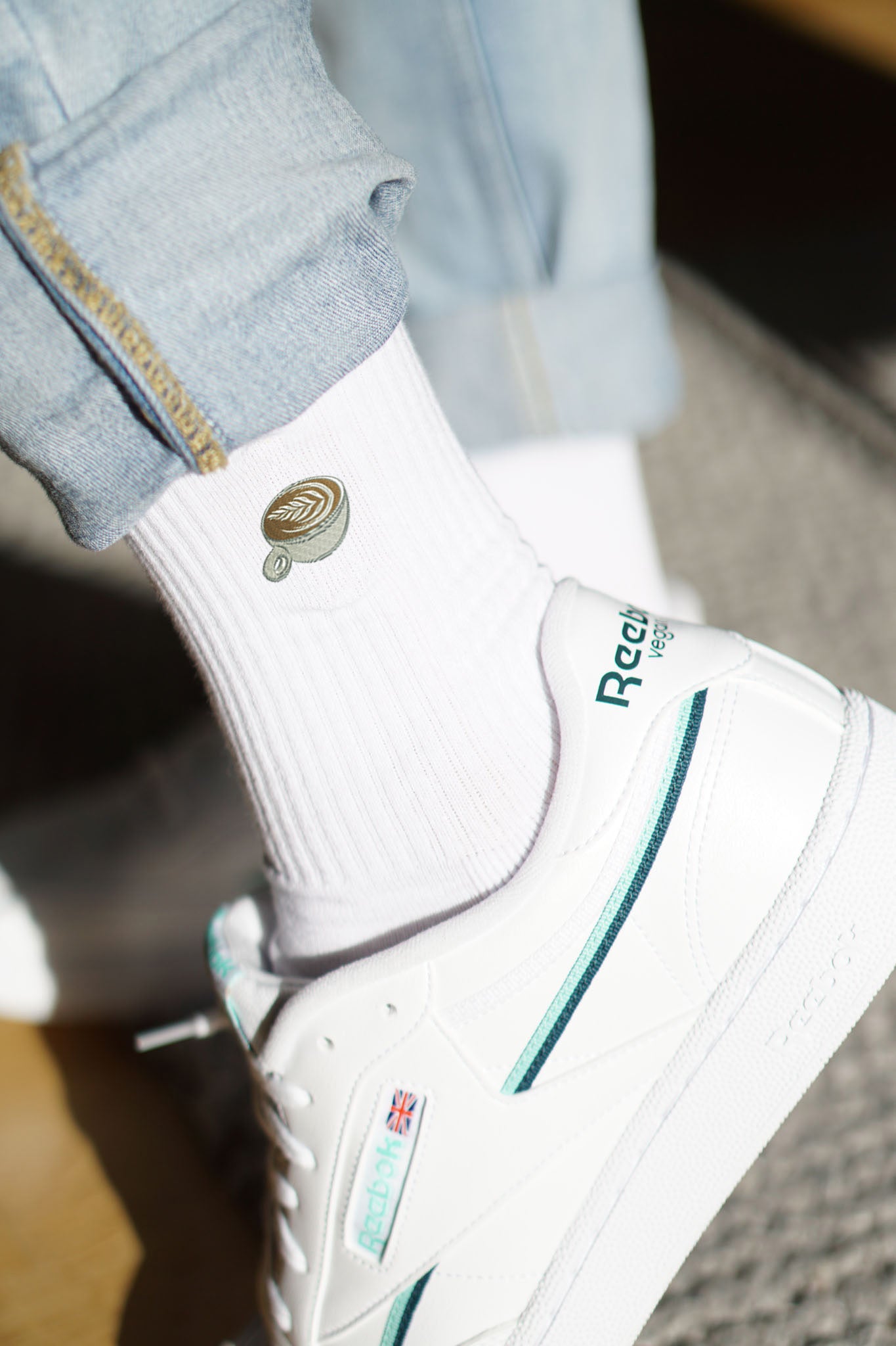 Flat White | Bestickte Bio Baumwoll Socken