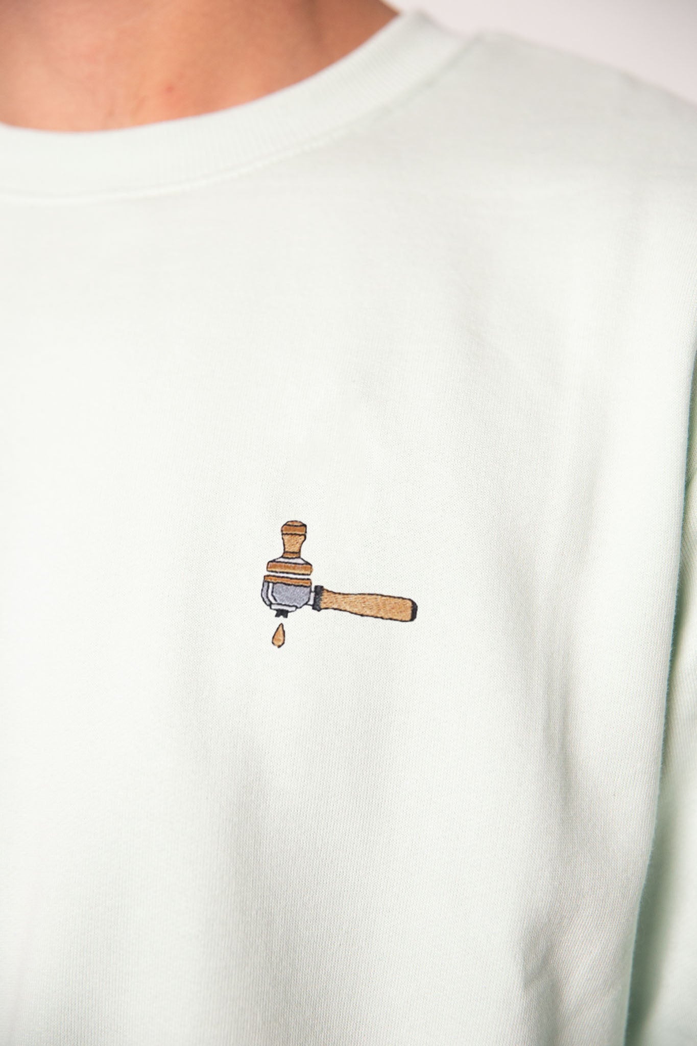 Siebträger & Tamper | Bestickter Bio-Baumwoll Männer Pullover