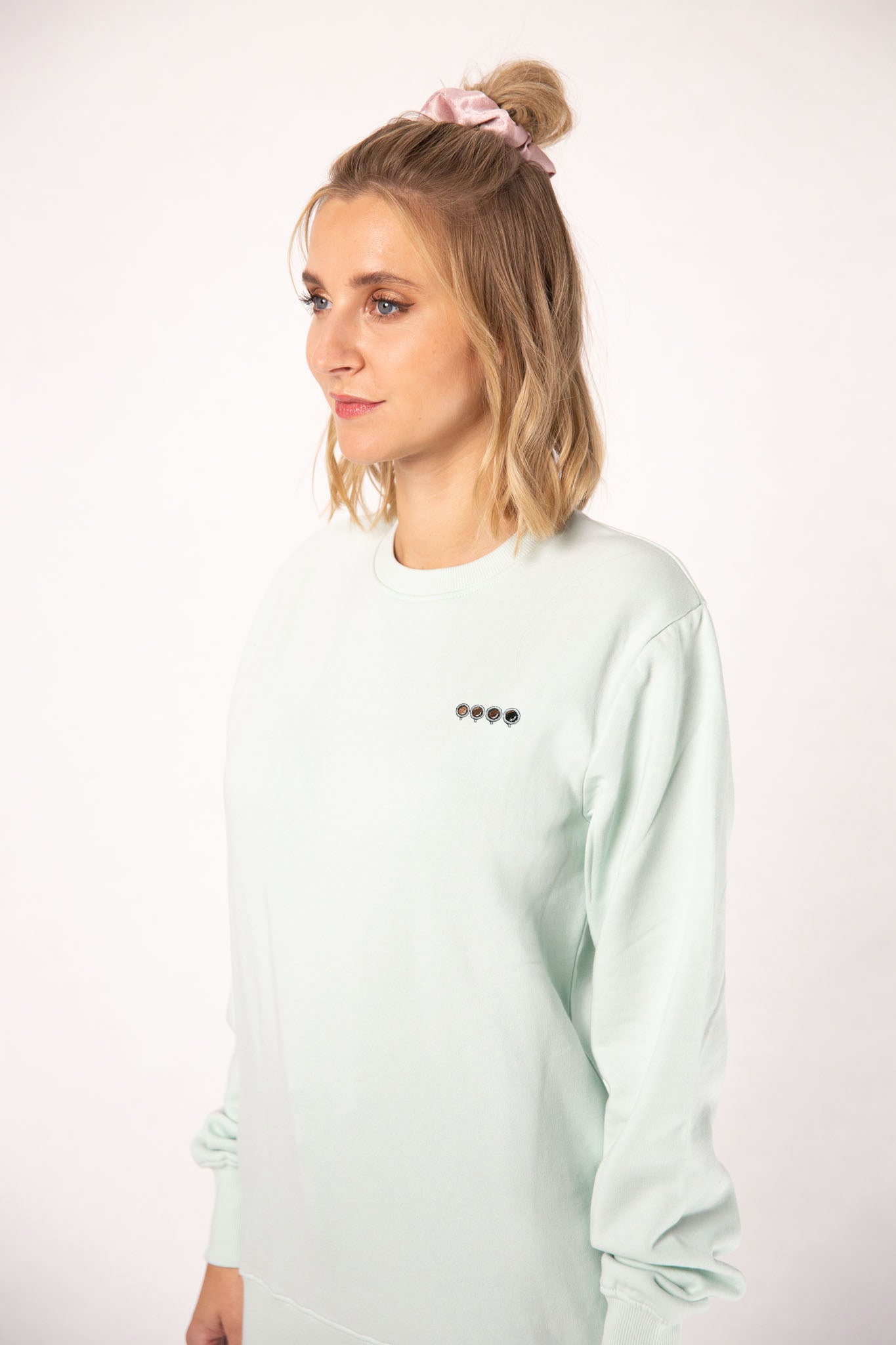 Quattri Espressi | Bestickter Bio-Baumwoll Frauen Pullover