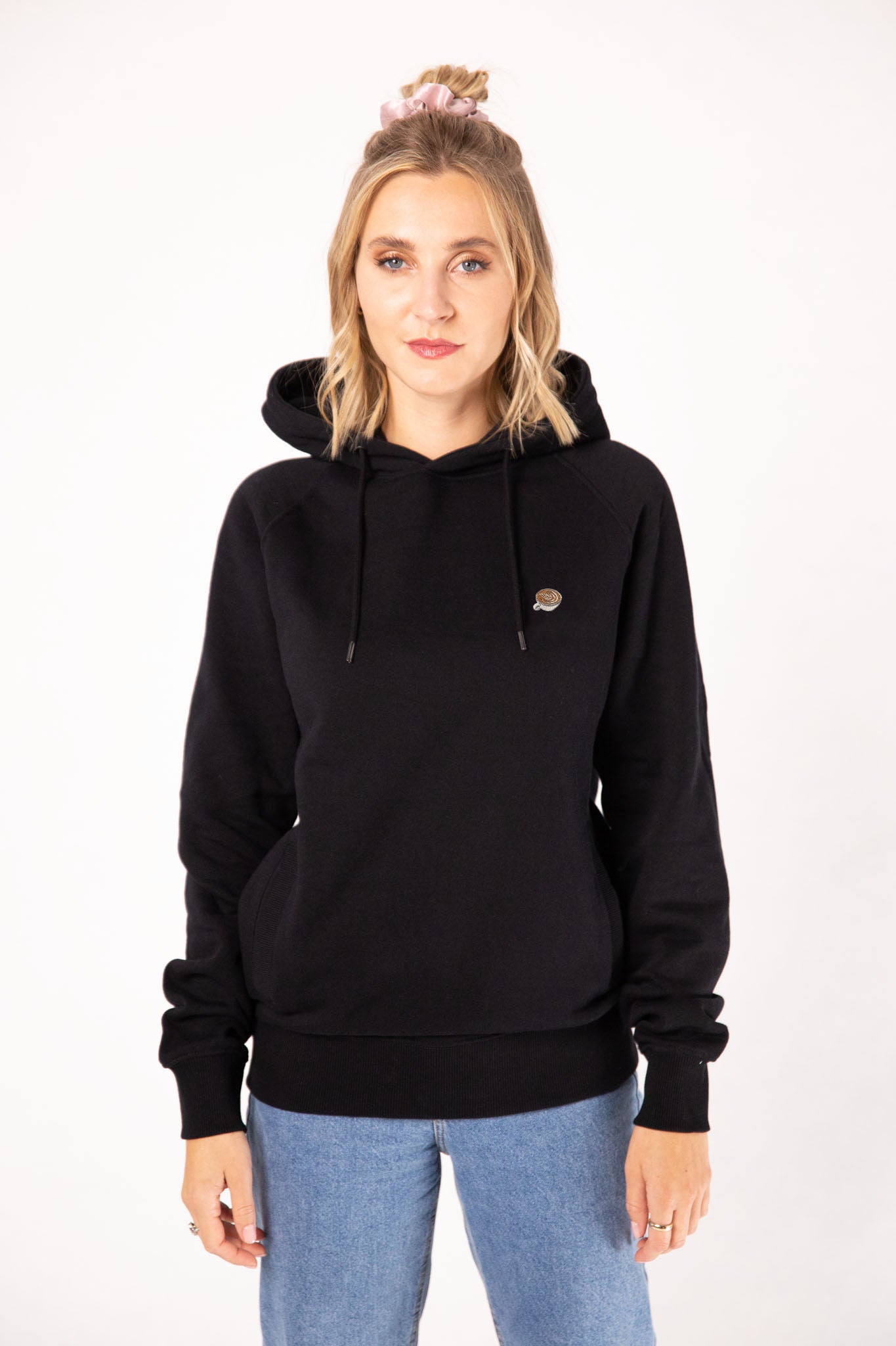 Flat White | Bestickter Organic Bio Baumwoll Frauen Hoodie