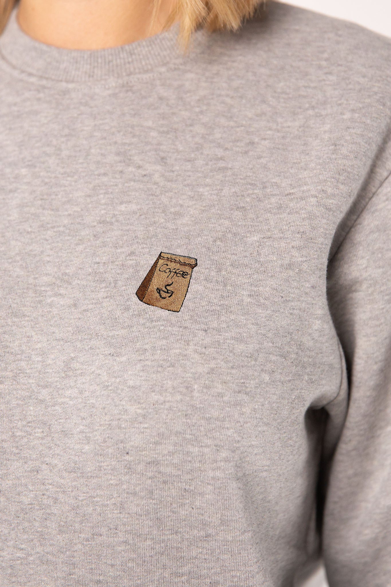 Coffee Bag | Bestickter Bio-Baumwoll Frauen Pullover