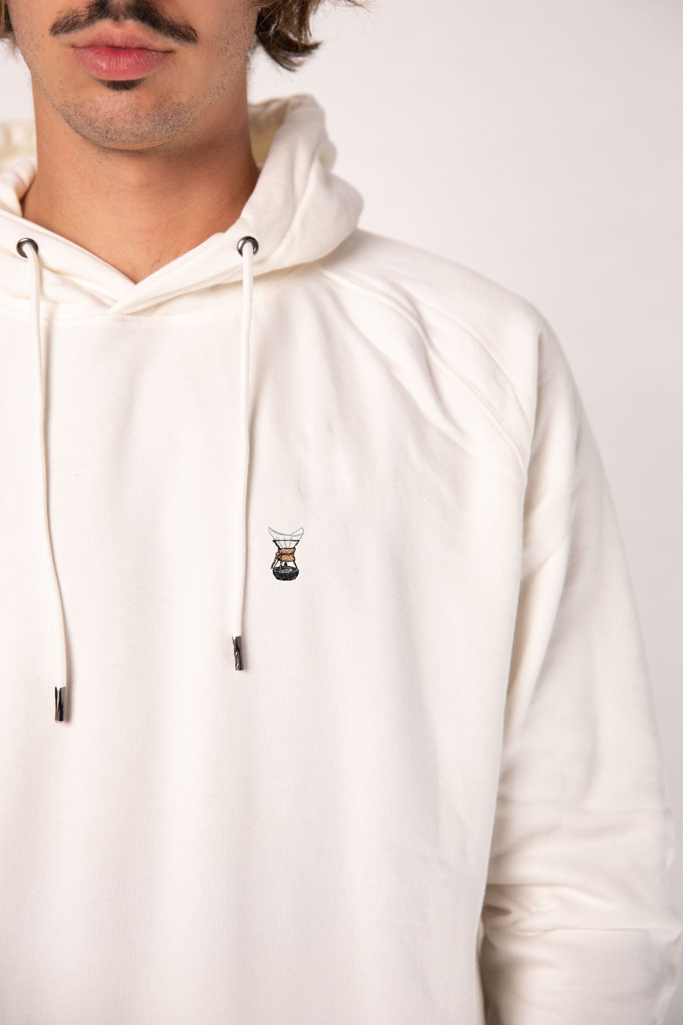 Sophisticated Filter | Bestickter Bio Baumwoll Männer Hoodie