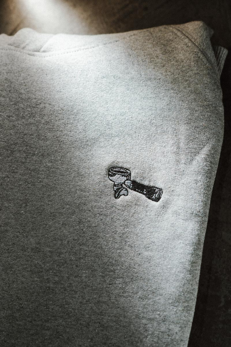 Siebträger | Bestickter Männer Bio Baumwoll Hoodie